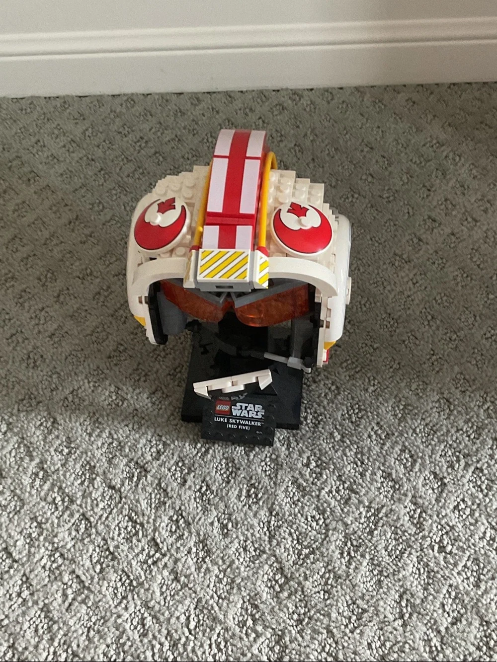 Lego White and Red Luke Skywalker Pilot Helmet with Translucent Orange Visor
